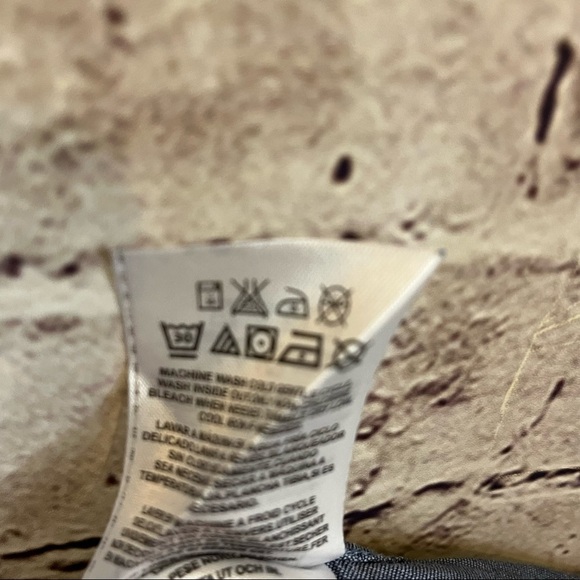 Guess Logan Blue Button Front Contrast Cuffs Shirt - Picture 9 of 13